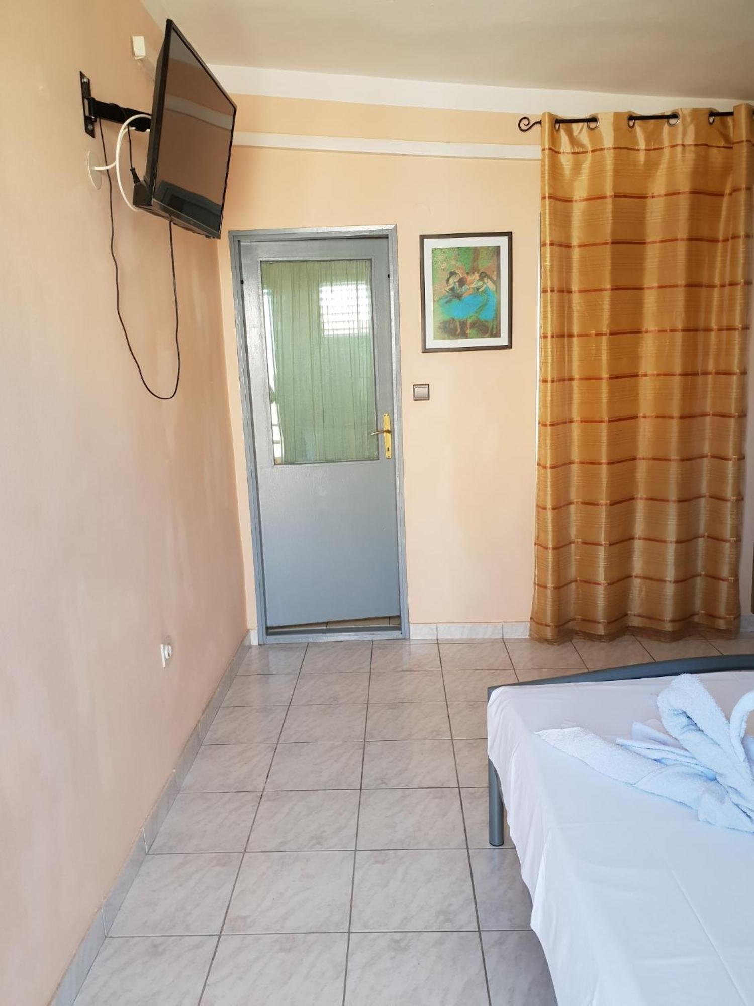Apartments By The Sea Nin, Zadar - 15513 Стая снимка
