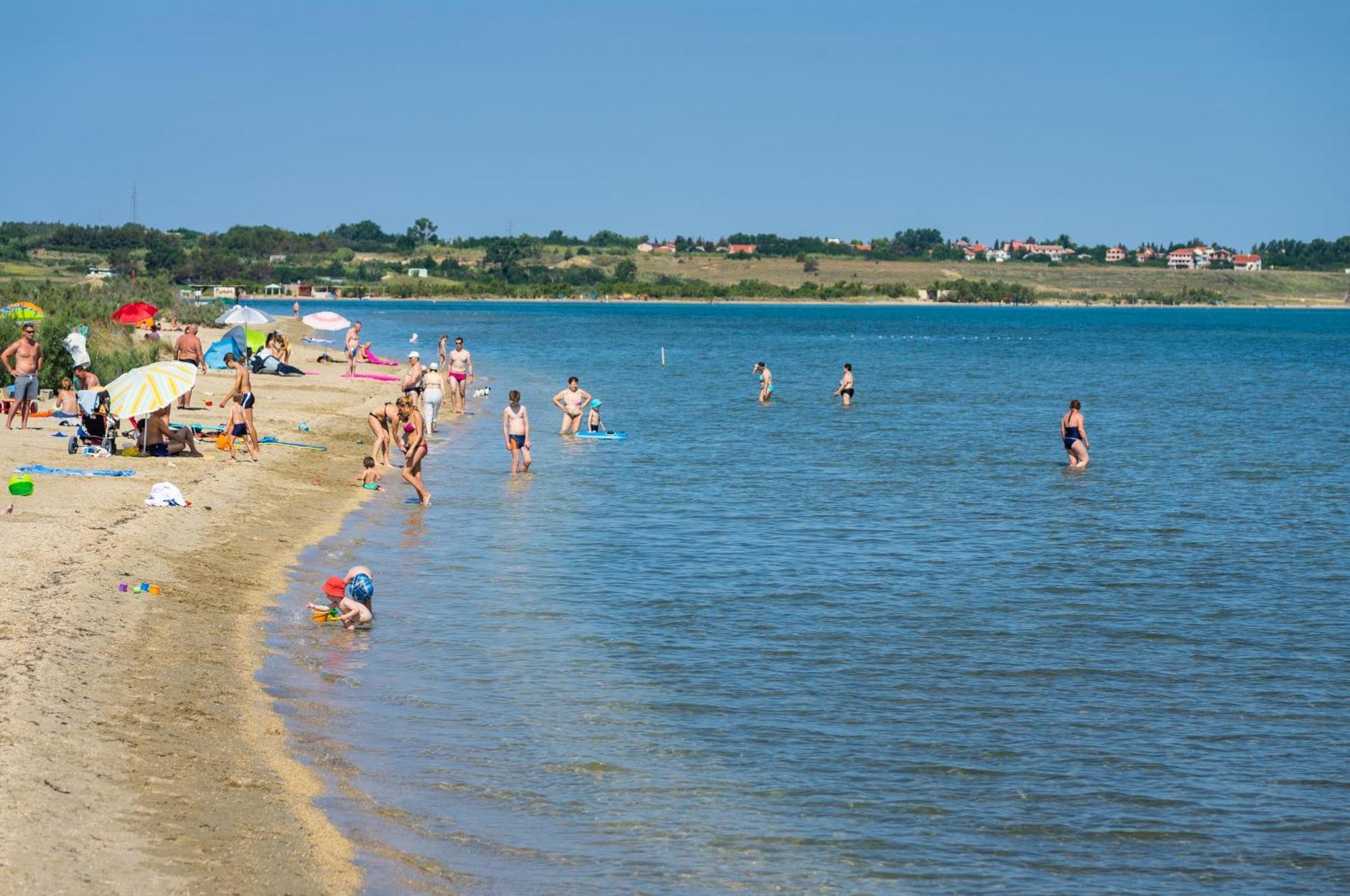 Apartments By The Sea Nin, Zadar - 15513 Екстериор снимка